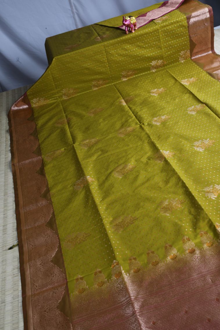 Basil Green Apoorva Silk Sarees with Gold Zari Floral Patterns view 2