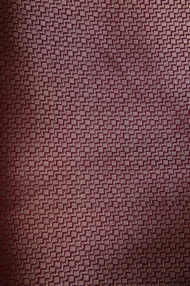 Magenta  Pink Chanderi Cotton Sarees with Gold Zari Plain view 3