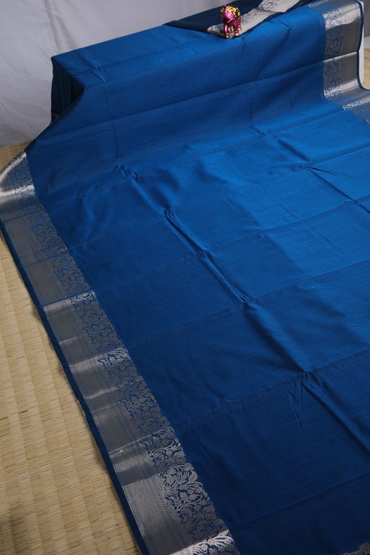 Cerulean Blue Chanderi Cotton Sarees with Gold Zari Plain view 2