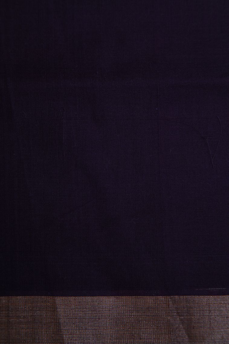 Seaweed Green Pure Handloom Kovai Cotton with Without Zari Zari Peacock Motifs view 3