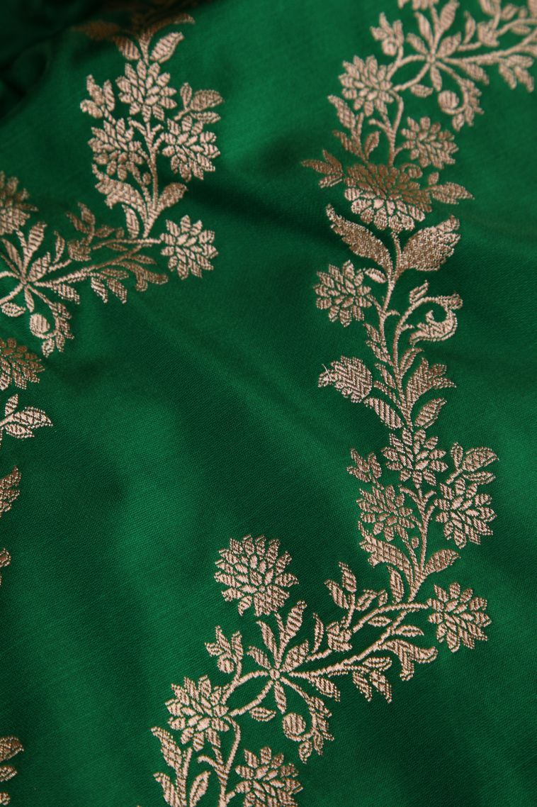 Emerald Green Banaras Sarees with Gold Zari Floral Patterns view 4