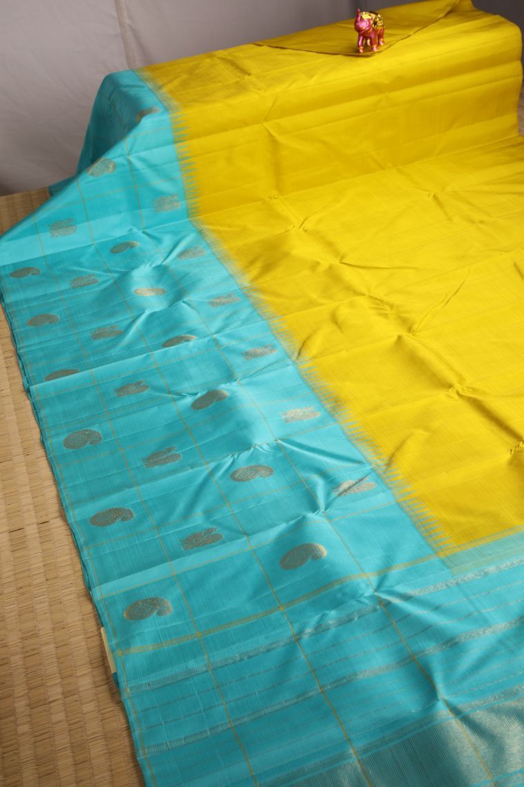 Lemon Yellow Kanchipuram Silk Sarees with Gold Zari Plain view 2