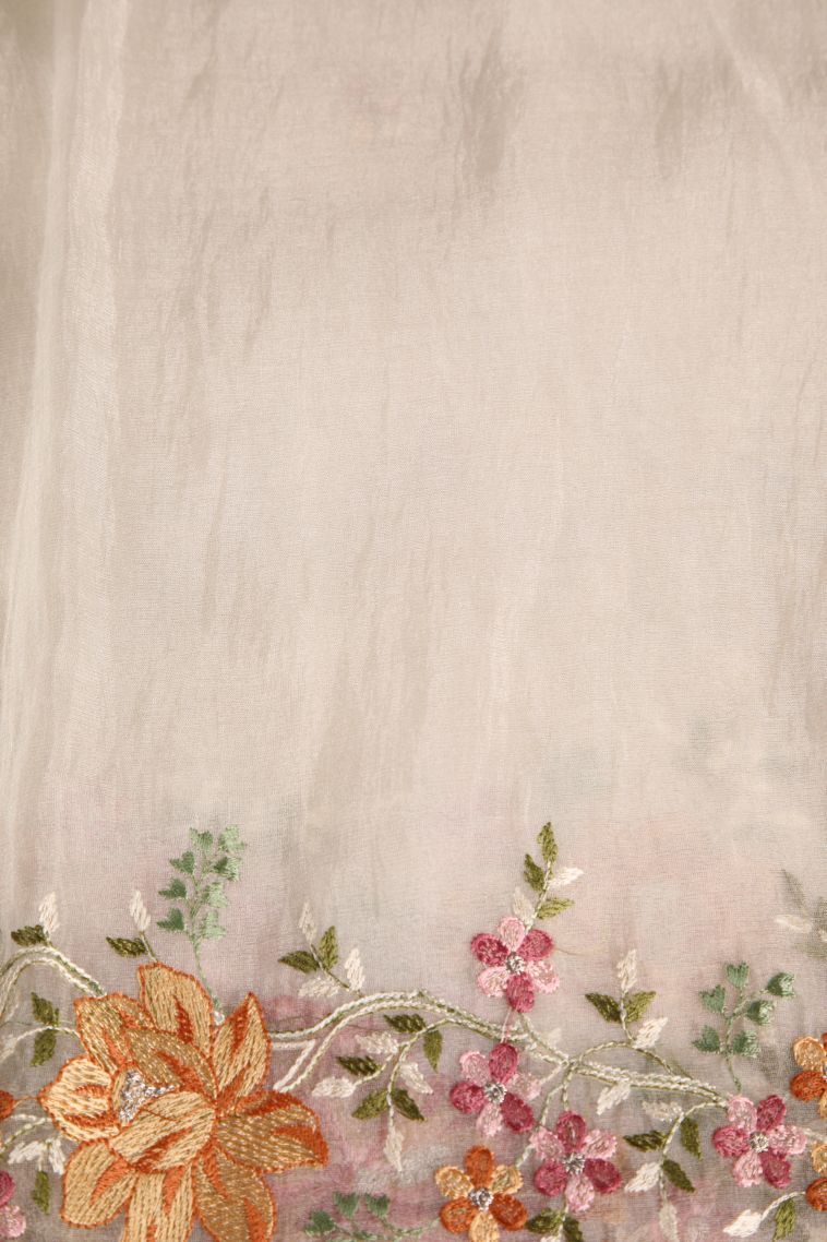 Alabaster White Organza Saree with Multy Coiour Zari Floral Puttas view 3