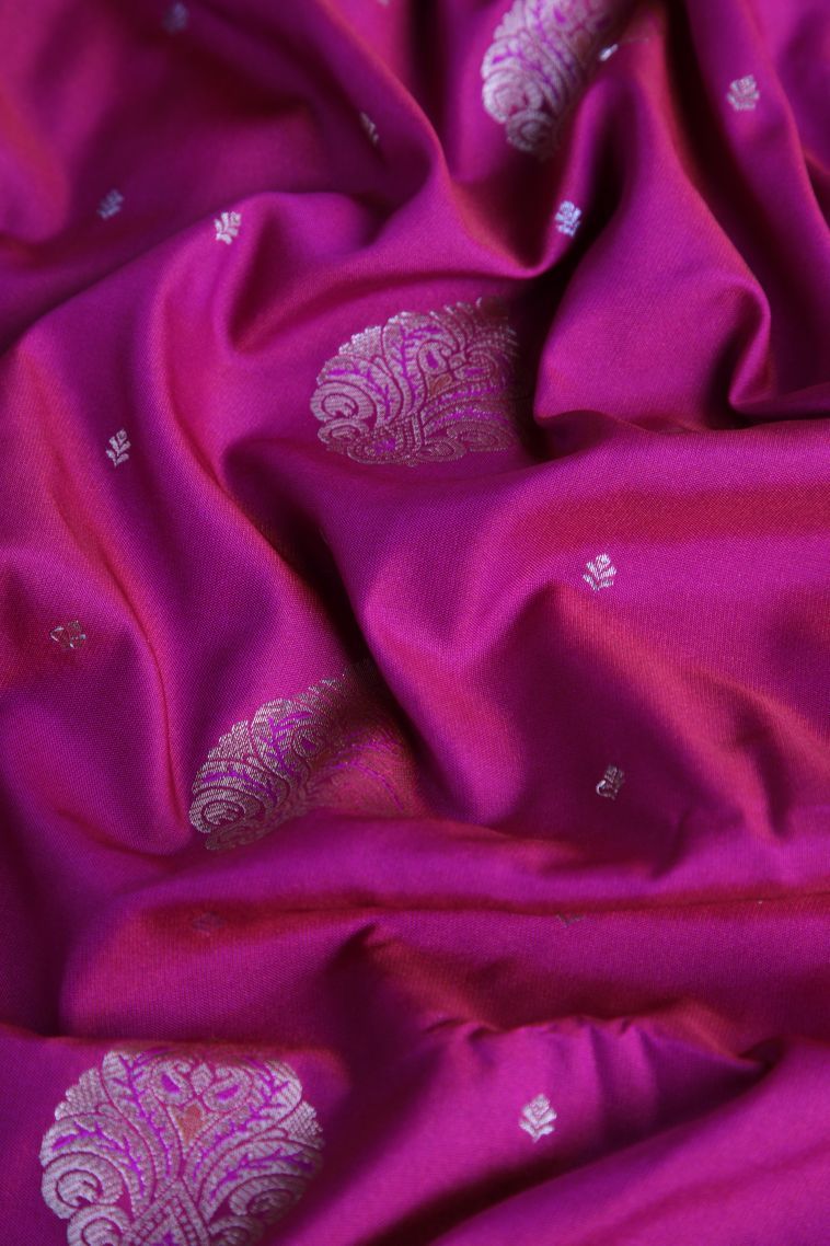 Magenta  Pink Soft Silk Sarees with Gold Zari Floral Patterns view 4