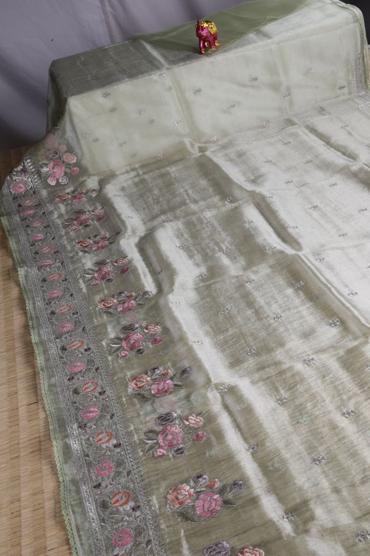 Pistachio Green Organza Saree with Silver Zari Floral Patterns view 2