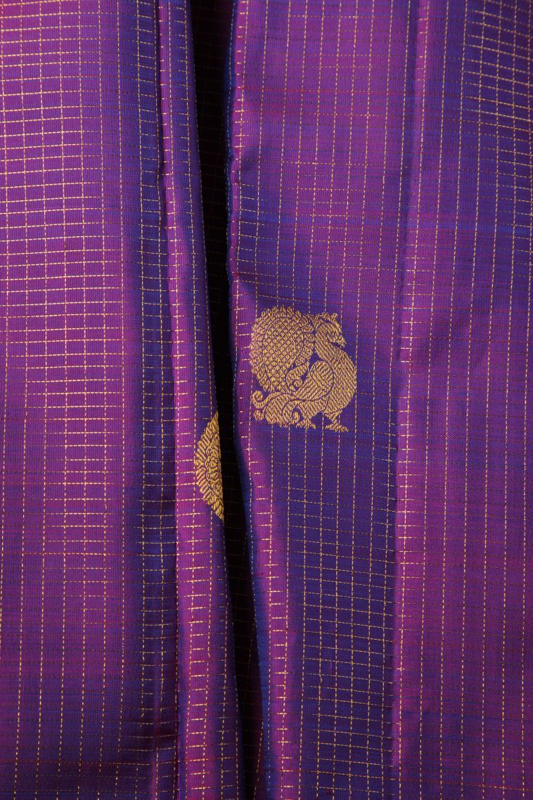 Bubble Purple Kanchipuram Silk Sarees with Gold Zari Peacock Motifs view 4
