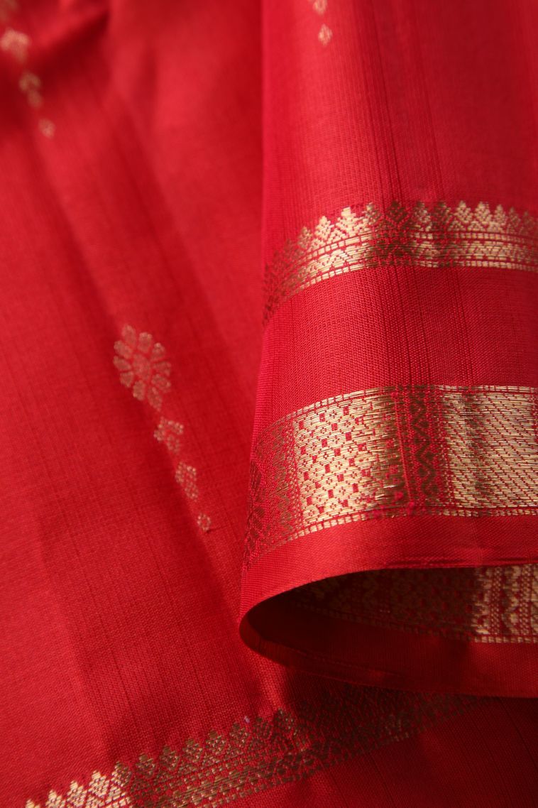 Apple Red Soft Silk Saree with Gold Zari Floral Puttas view 4