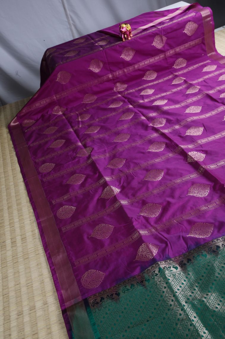 Amethyst Purple Apoorva Silk Sarees with Gold Zari Floral Patterns view 2