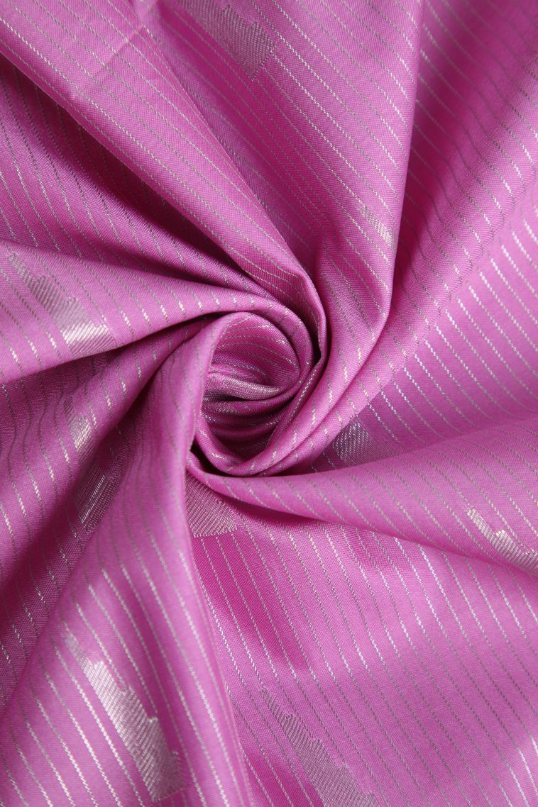 Lavender Soft Silk Saree with Silver Zari Rain Drops Mottif view 4