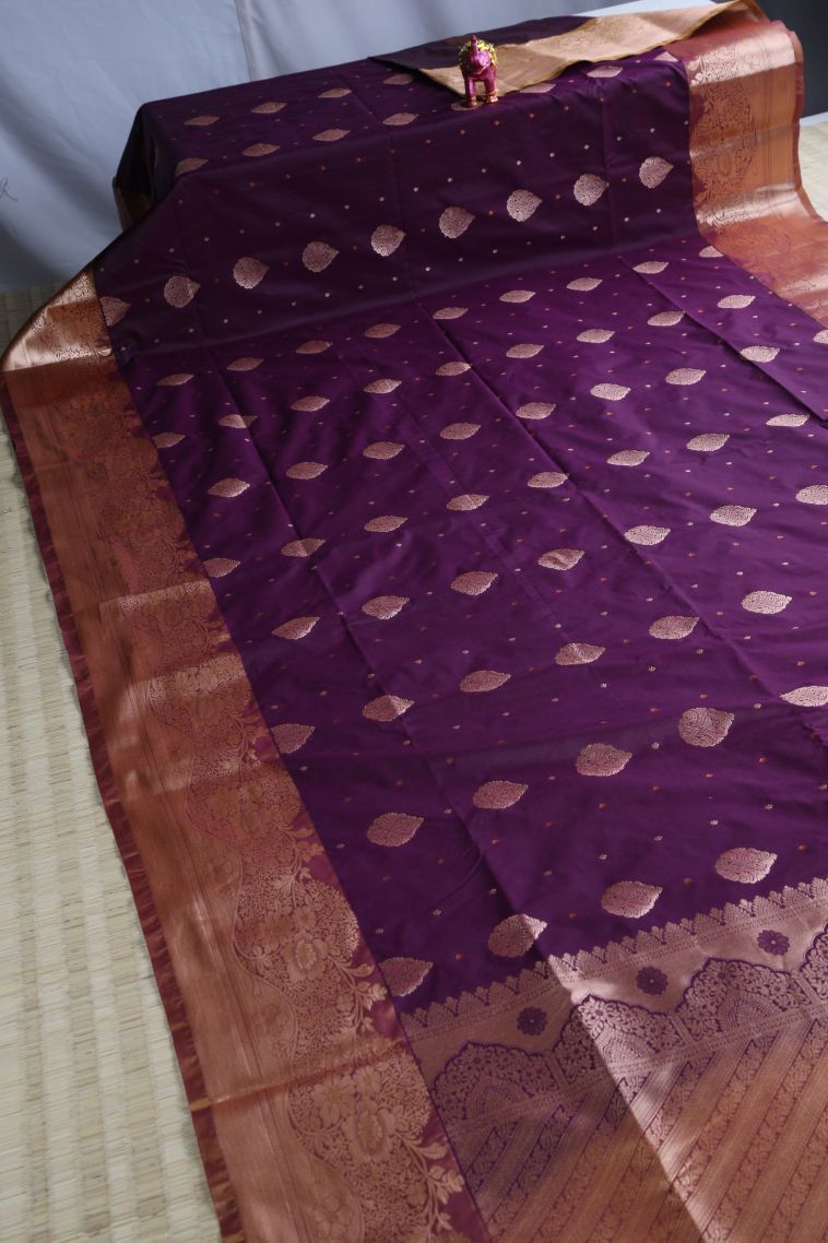 Bosenberry Purple Apoorva Silk Sarees with Gold Zari Floral Patterns view 2