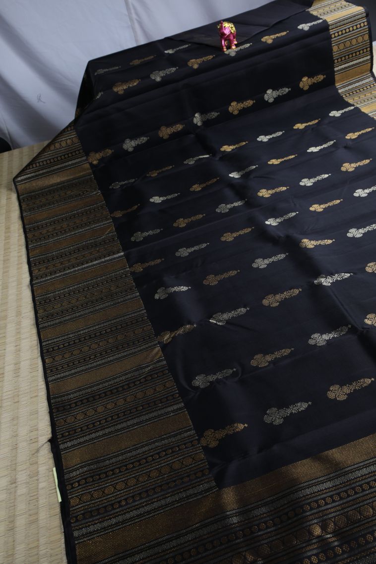 Onyx Black Kanchipuram Silk Sarees with Gold And Silver Zari Floral Patterns view 2