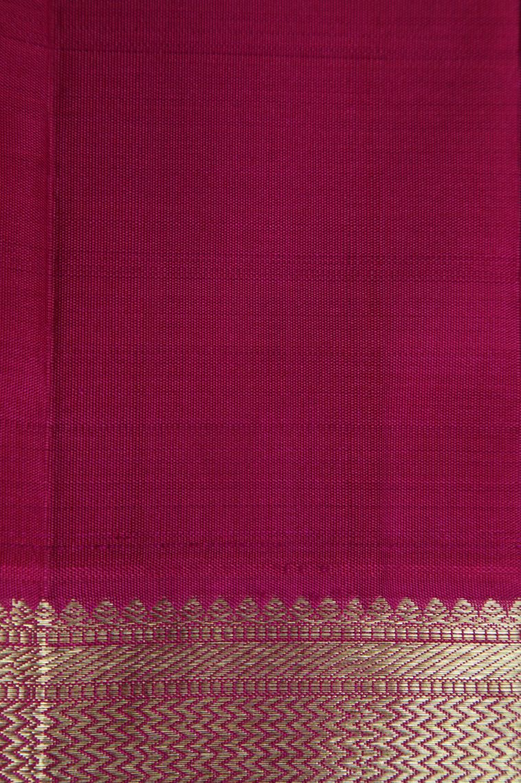 Rose Pink Kanchipuram Silk Sarees with Gold Zari Geometric Shapes view 3