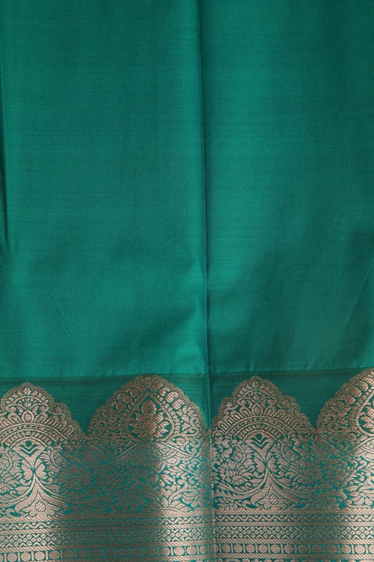 Berry Blue Visiri Madippu Silk Sarees with Copper Zari Thilagam Puttas view 3