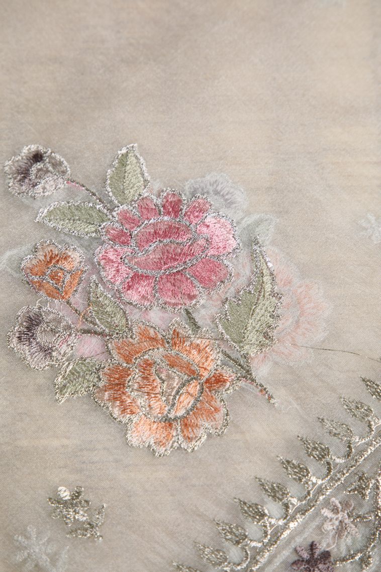 Chiffon White Organza Saree with Silver Zari Floral Patterns view 4