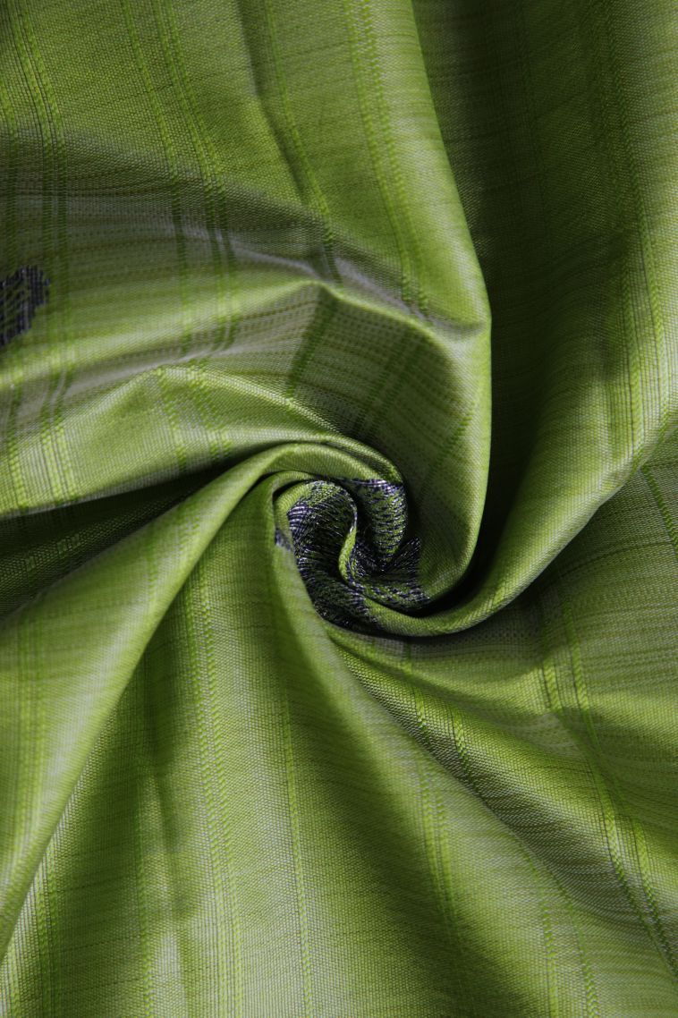 Pickle Green Raw Silk Sarees with Without Zari Zari Floral Patterns view 4