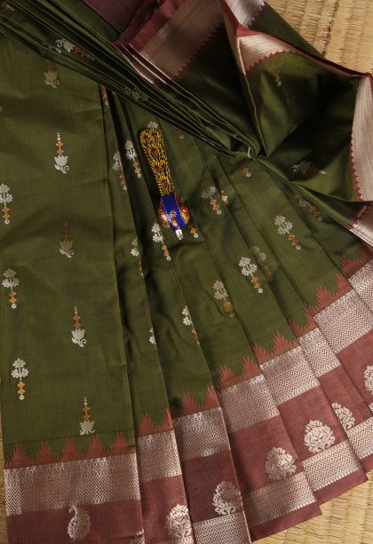 Basil Green Visiri Madippu Silk Sarees with Gold Zari Floral Puttas