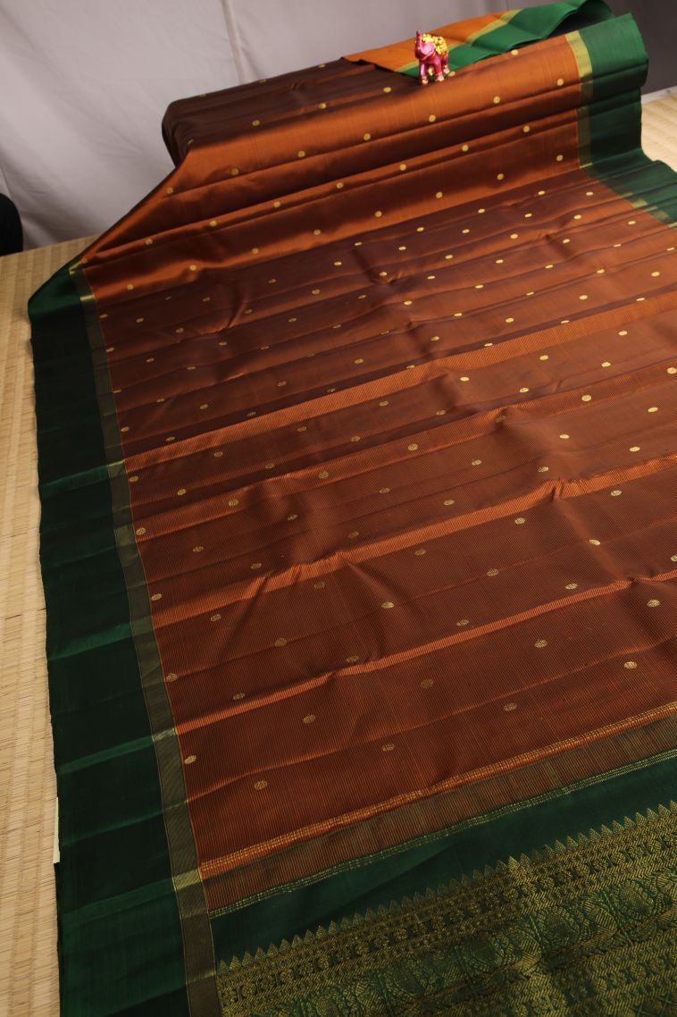 Ginger Orange Kanchipuram Silk Sarees with Gold Zari Buttis (small Dots Or Motifs) view 2