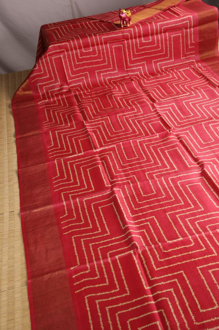 Punch Pink Tussar Saree with Gold Zari Geometric Shapes view 2