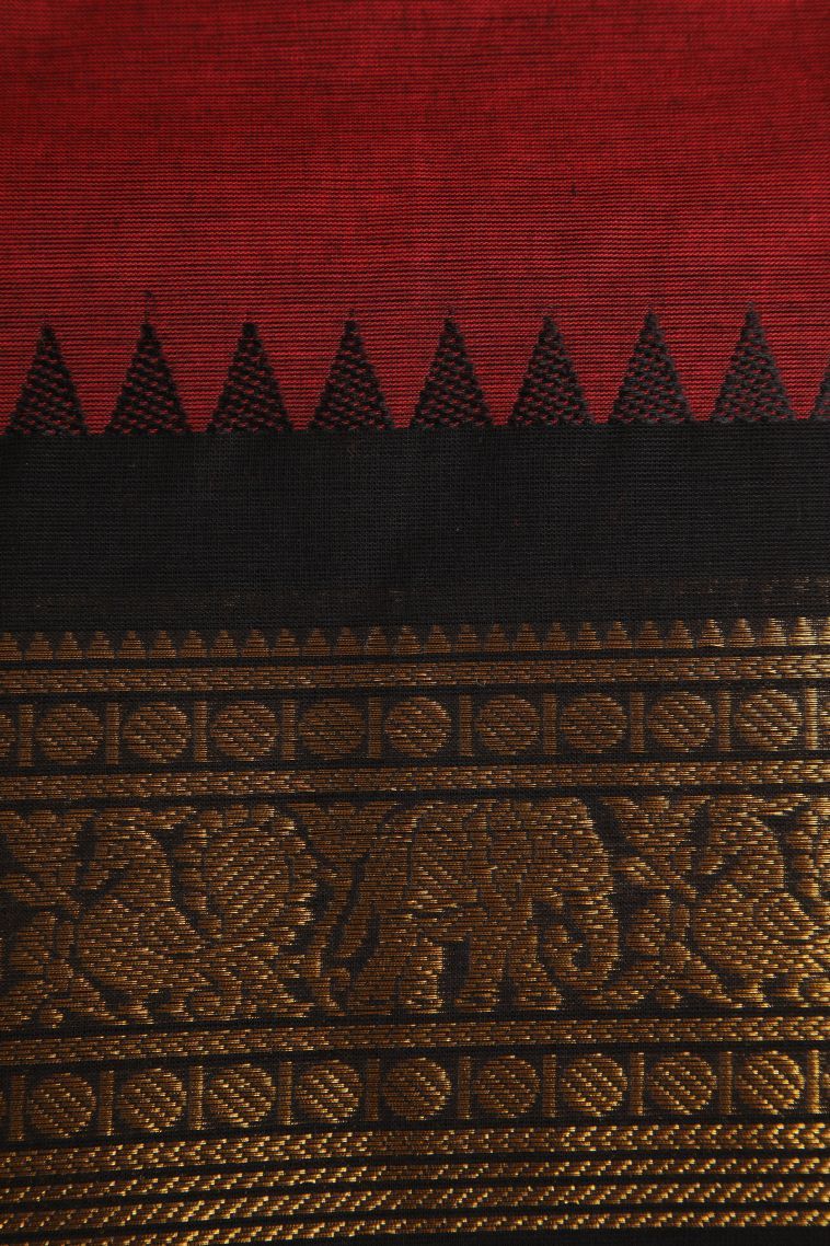 Apple Red Chettinad Cotton Sarees with Gold Zari Plain view 3