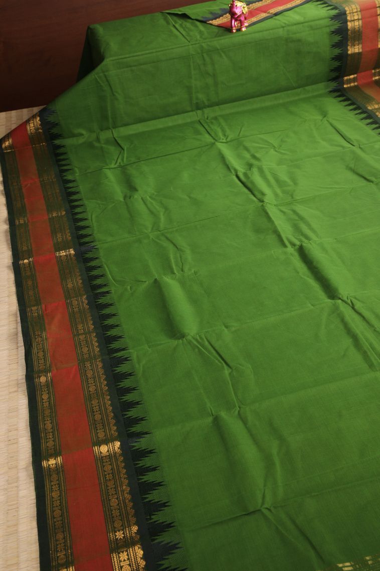 Moccon Green Chettinad Cotton Sarees with Gold Zari Plain view 2