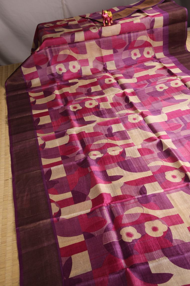 Mauve Purple Tussar Saree with Gold Zari Geometric Shapes view 2