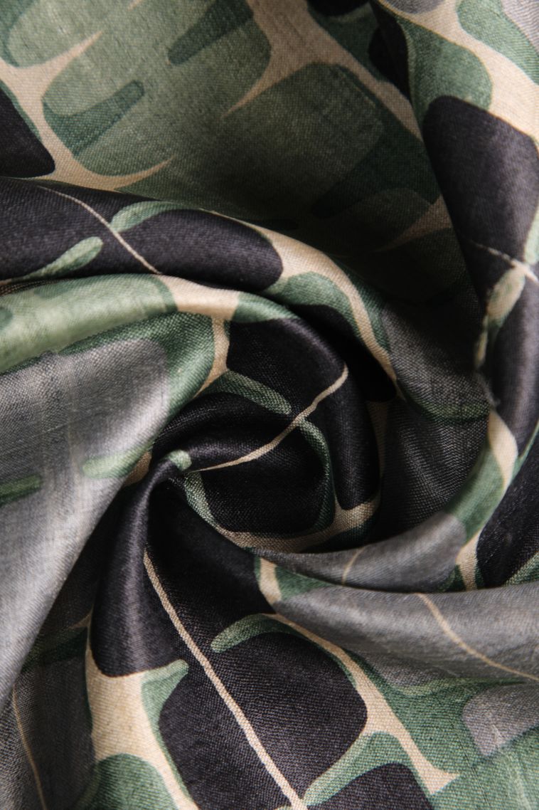 Mint Green Fancy Saree with Gold Zari Geometric Shapes view 4