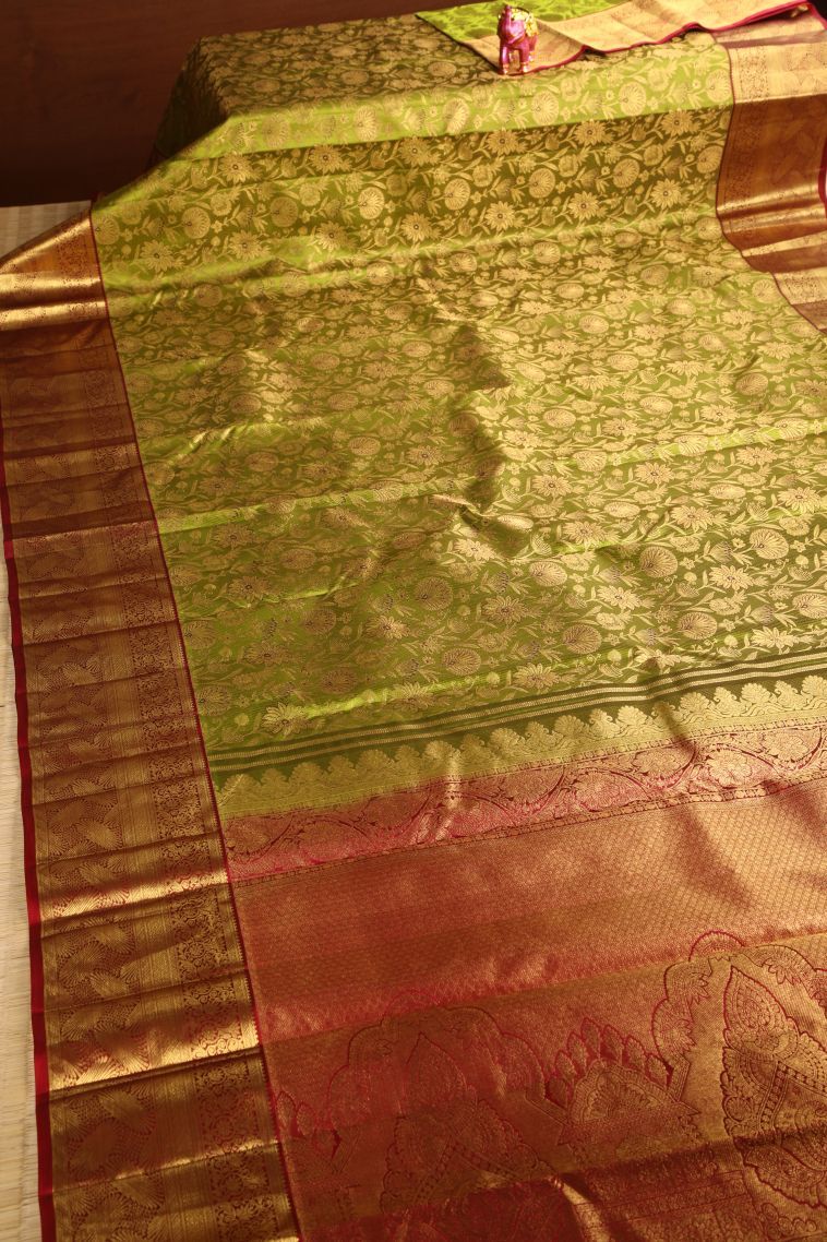 Moccon Green Kanchipuram Silk Sarees with Gold Zari Floral Patterns view 2
