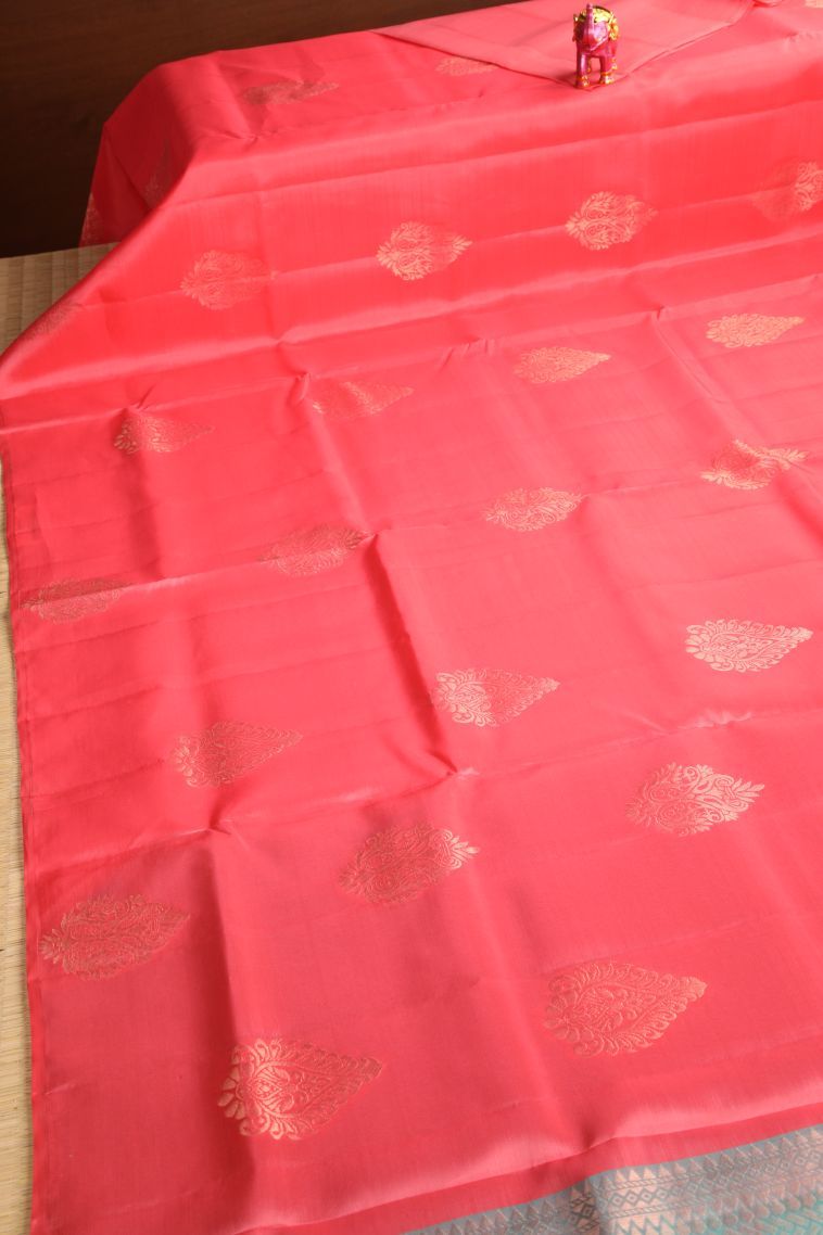 Rouge Pink Soft Silk Saree with Copper Zari Thilagam Puttas view 2
