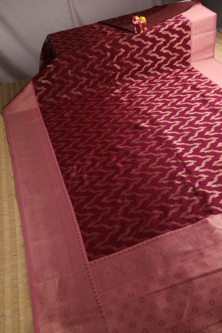 Bindi Red Apoorva Silk Sarees with Gold Zari Kodi Pattern view 2