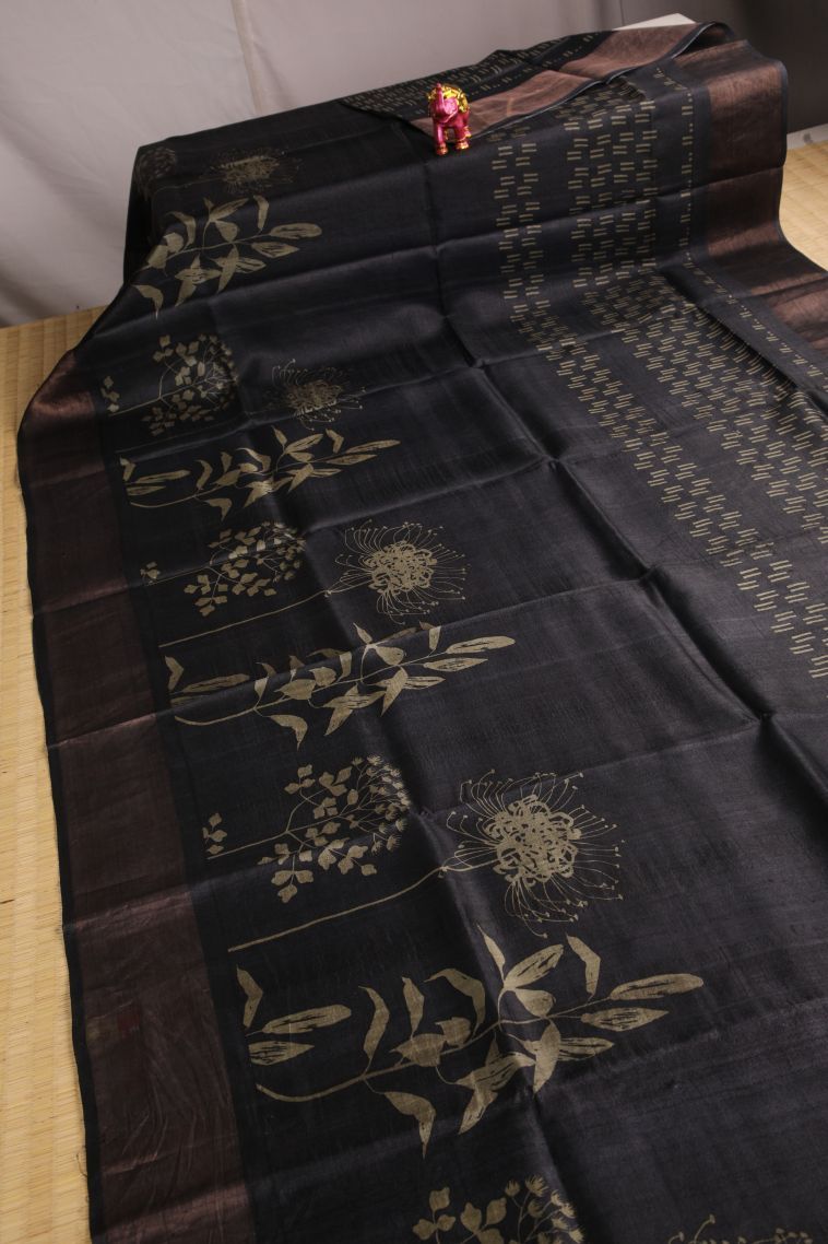 Onyx Black Tussar Saree with Copper Zari Floral Patterns view 2
